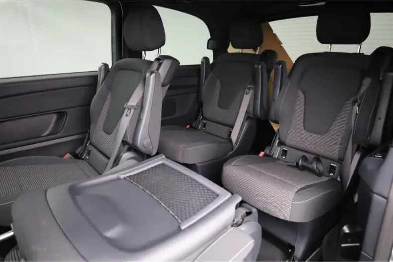 Mercedes-Benz V 250 (Clasa V) din 2024 cu 9.500 km - oferta MER195956 - foto 17