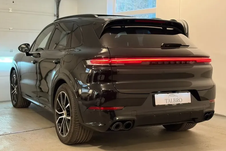 Porsche Cayenne din 2024 cu 63.000 km - oferta POR195959 - foto 3