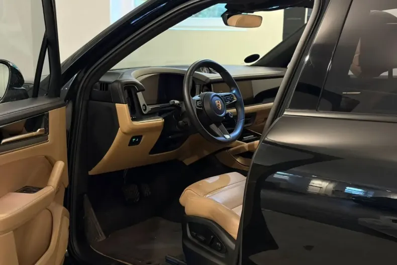 Porsche Cayenne din 2024 cu 63.000 km - oferta POR195959 - foto 4