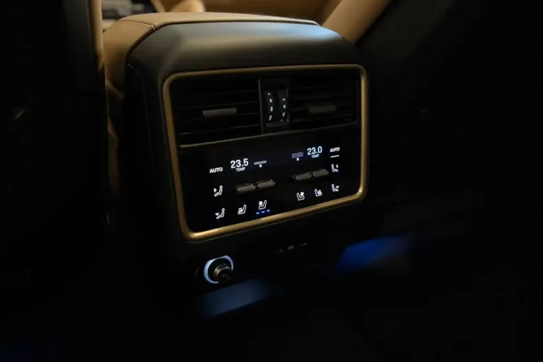 Porsche Cayenne din 2024 cu 63.000 km - oferta POR195959 - foto 14