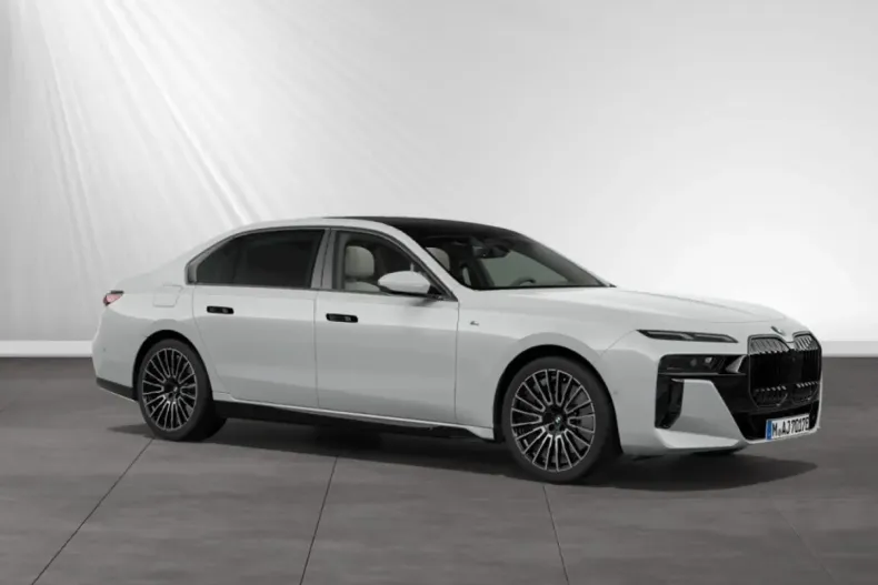 BMW 750 (Seria 7) din 2024 cu 26.200 km - oferta BMW195960 - foto 1