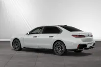 BMW 750 (Seria 7) din 2024 cu 26.200 km - oferta BMW195960 - foto 6