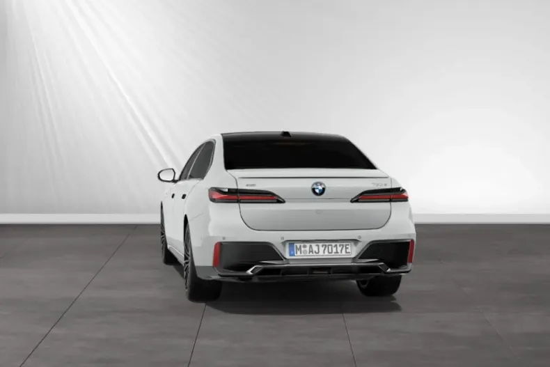 BMW 750 (Seria 7) din 2024 cu 26.200 km - oferta BMW195960 - foto 7