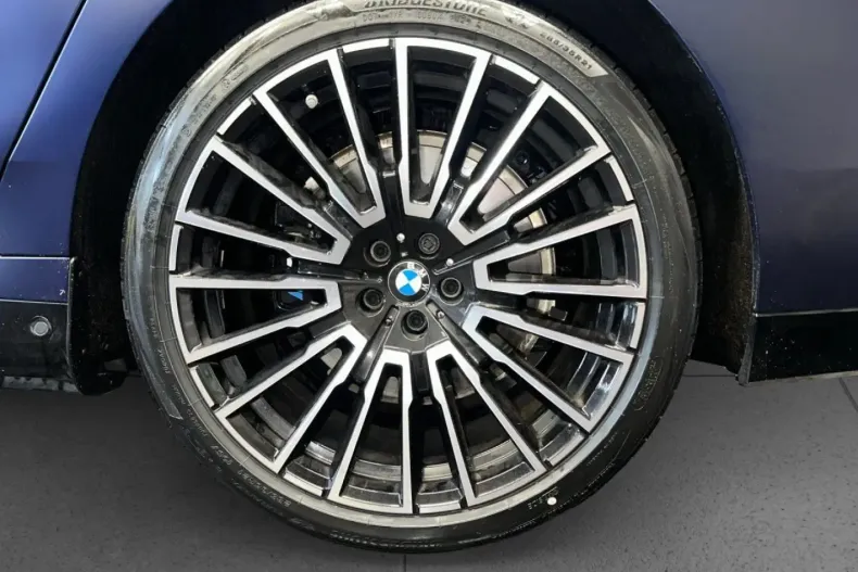 BMW 750 (Seria 7) din 2024 cu 40.493 km - oferta BMW195961 - foto 13
