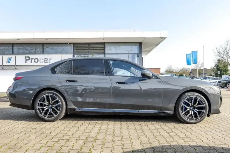 BMW 750 (Seria 7) din 2024 cu 54.163 km - oferta BMW195967 - foto 8