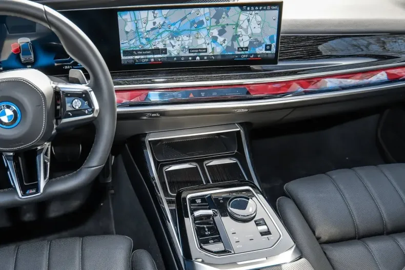 BMW 750 (Seria 7) din 2024 cu 54.163 km - oferta BMW195967 - foto 15