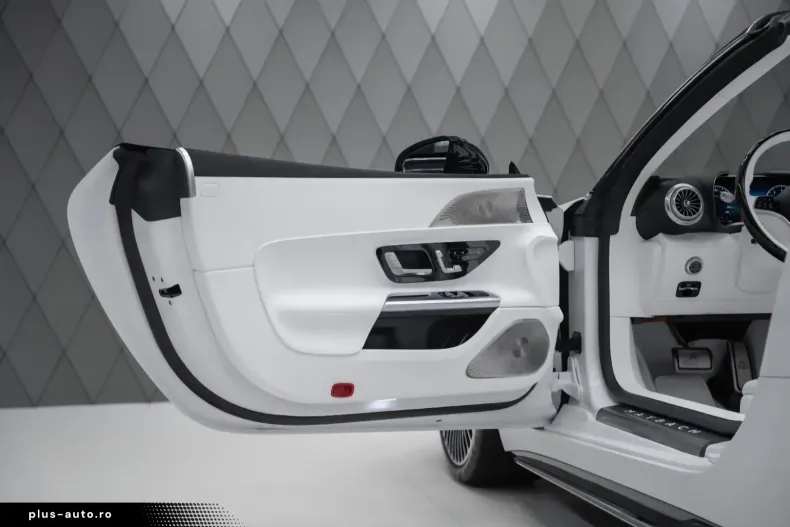 Mercedes-Benz SL 680 din 2025 cu 30 km - oferta MER195969 - foto 24