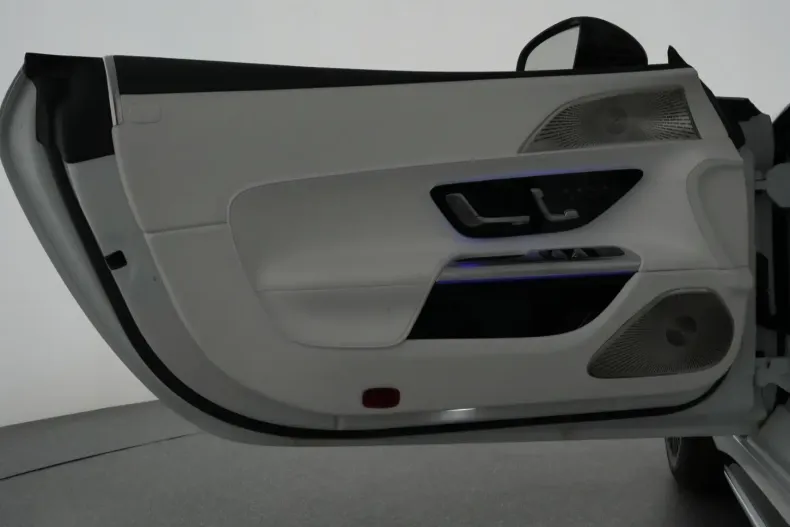 Mercedes-Benz SL 680 din 2026 cu 3.100 km - oferta MER195972 - foto 19