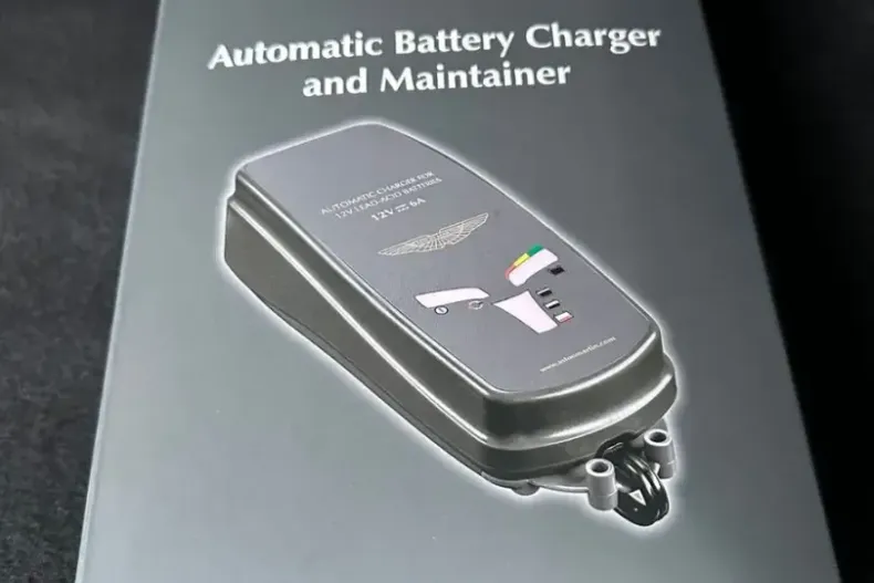 Aston Martin DB12 din 2024 cu 7.300 km - oferta AST195981 - foto 28