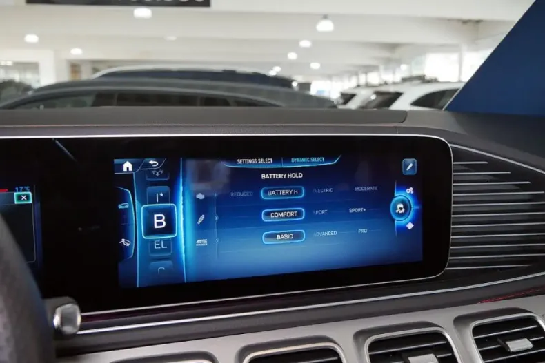 Mercedes-Benz GLE 53 AMG (Clasa GLE) din 2025 cu 14.952 km - oferta MER195987 - foto 17