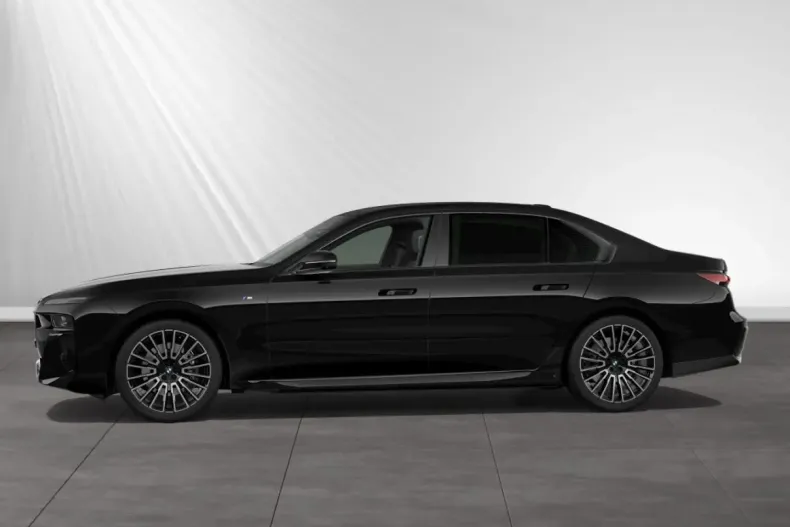 BMW 740 (Seria 7) din 2024 cu 42.140 km - oferta BMW195993 - foto 6