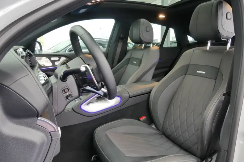 Mercedes-Benz GLE 63 AMG (Clasa GLE) din 2025 cu 7.418 km - oferta MER195997 - foto 9