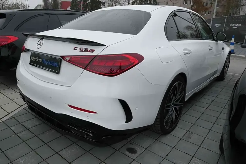 Mercedes-Benz C 63 AMG (Clasa C) din 2024 cu 3.422 km - oferta MER196005 - foto 2