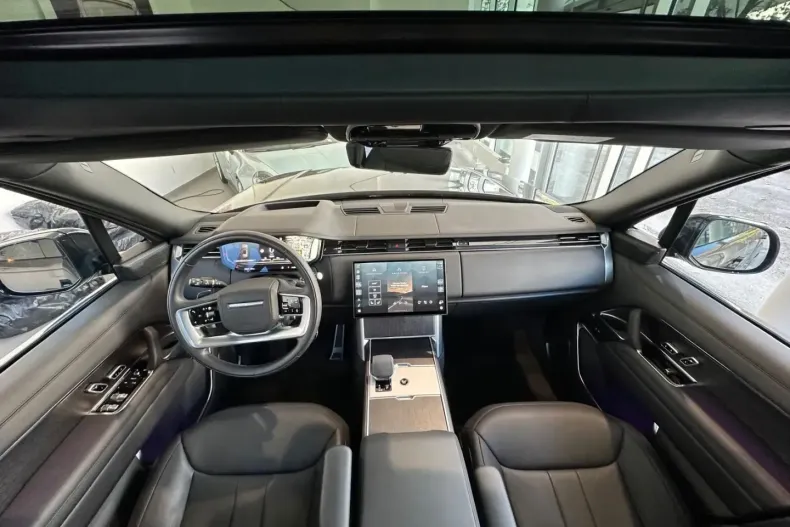 Land Rover Range Rover din 2024 cu 46.000 km - oferta LAN196007 - foto 18