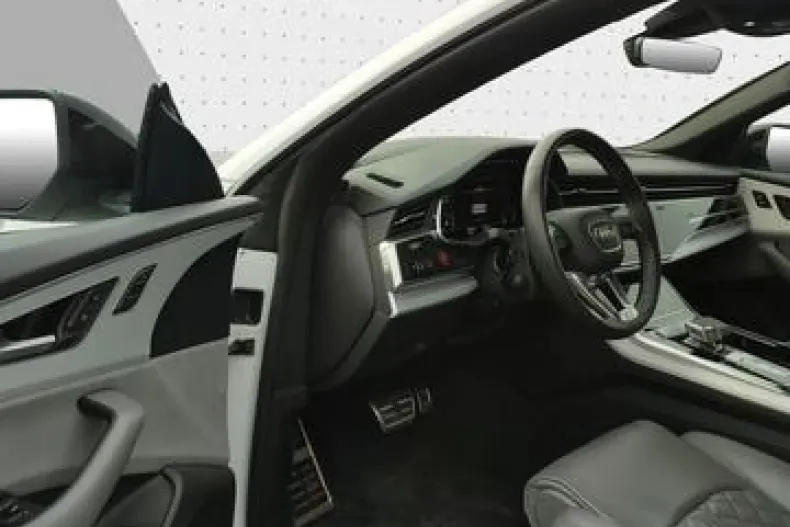 Audi Q8 din 2023 cu 62.749 km - oferta AUD196021 - foto 11