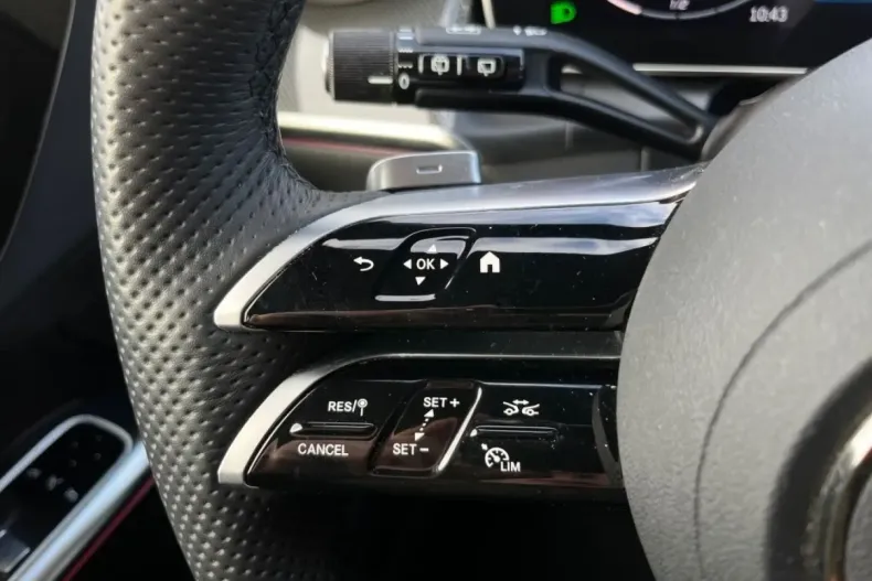 Mercedes-Benz GLC 300 (Clasa GLC) din 2025 cu 20.620 km - oferta MER196023 - foto 24