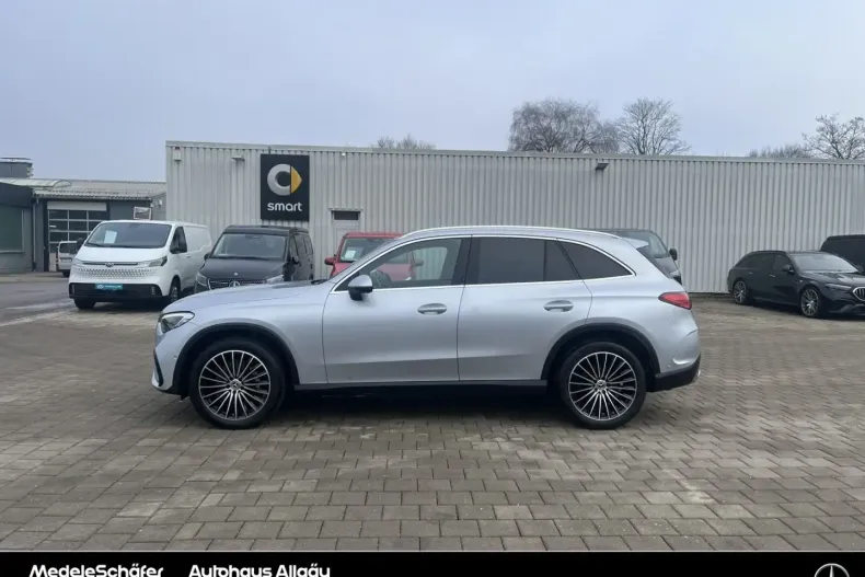 Mercedes-Benz GLC 220 (Clasa GLC) din 2022 cu 53.777 km - oferta MER196024 - foto 2