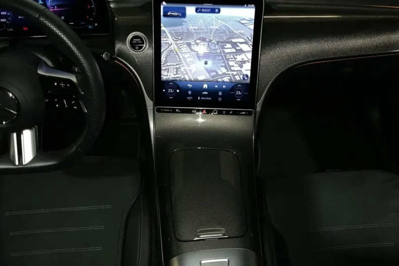 Mercedes-Benz GLC 300 (Clasa GLC) din 2025 cu 10.444 km - oferta MER196028 - foto 13