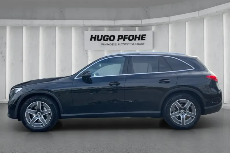 Mercedes-Benz GLC 300 (Clasa GLC) din 2025 cu 10.457 km - oferta MER196030 - foto 2