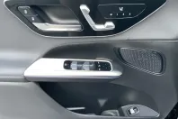 Mercedes-Benz GLC 300 (Clasa GLC) din 2025 cu 10.457 km - oferta MER196030 - foto 14