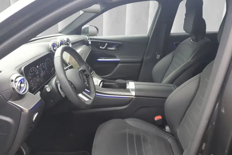 Mercedes-Benz GLC 300 (Clasa GLC) din 2025 cu 12.511 km - oferta MER196031 - foto 10