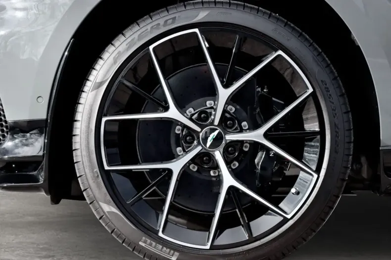 Aston Martin DBX din 2025 cu 19.193 km - oferta AST196032 - foto 11