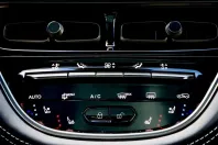 Aston Martin DBX din 2025 cu 19.193 km - oferta AST196032 - foto 18