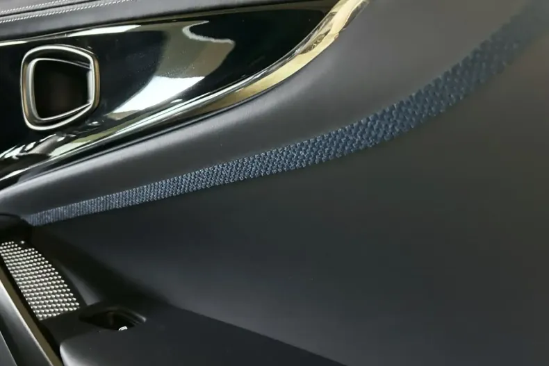 Aston Martin DBX din 2025 cu 12.830 km - oferta AST196033 - foto 26