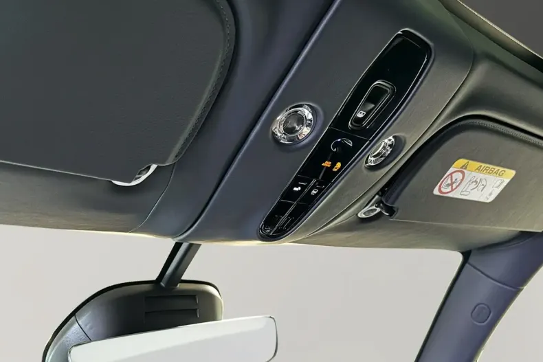 Aston Martin DBX din 2025 cu 12.830 km - oferta AST196033 - foto 30