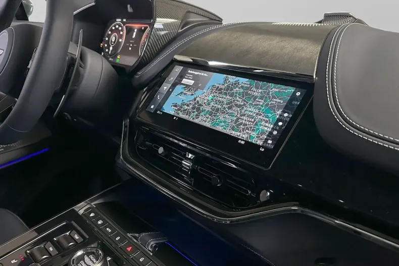 Aston Martin DBX din 2025 cu 12.830 km - oferta AST196033 - foto 32