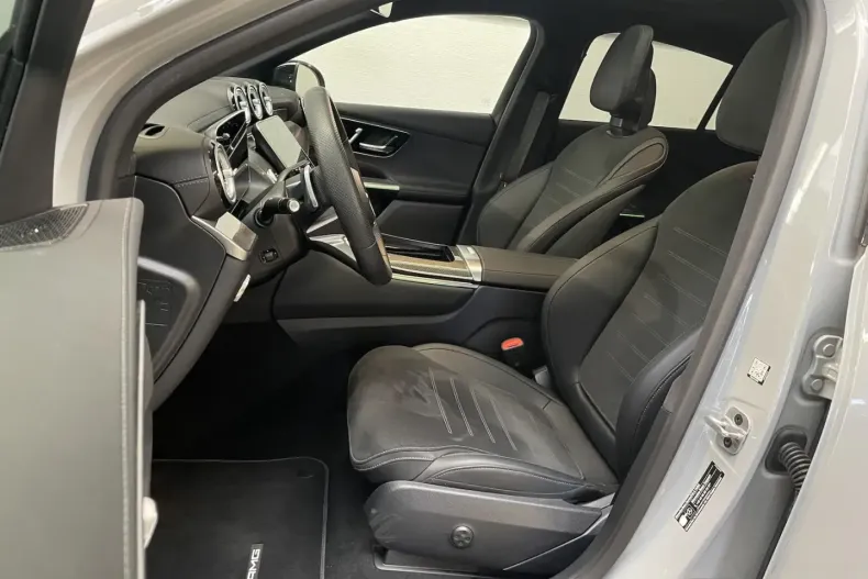 Mercedes-Benz GLC 220 (Clasa GLC) din 2025 cu 11.762 km - oferta MER196034 - foto 4