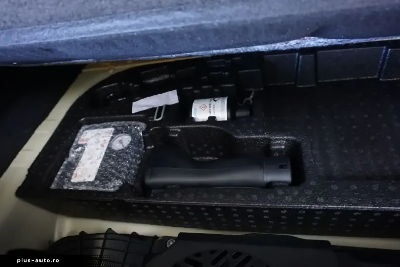 Renault R 5 din 2025 cu 7.356 km - oferta REN196037 - foto 21