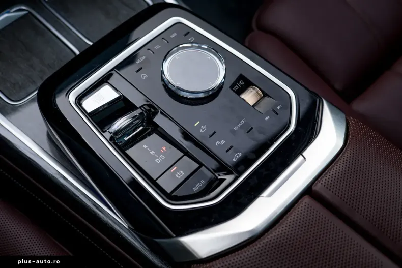 BMW M760 (Seria 7) din 2023 cu 25.000 km - oferta BMW196044 - foto 30