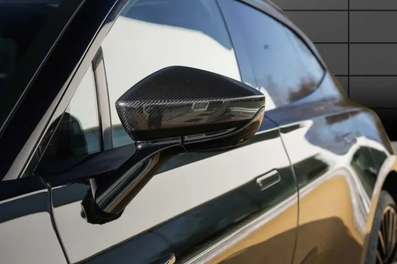 Aston Martin DBX din 2023 cu 27.931 km - oferta AST196047 - foto 5