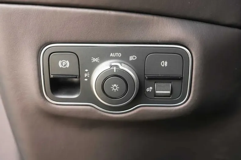 Aston Martin DBX din 2023 cu 27.931 km - oferta AST196047 - foto 25