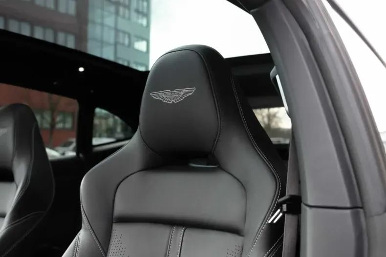 Aston Martin DBX din 2023 cu 22.700 km - oferta AST196048 - foto 8