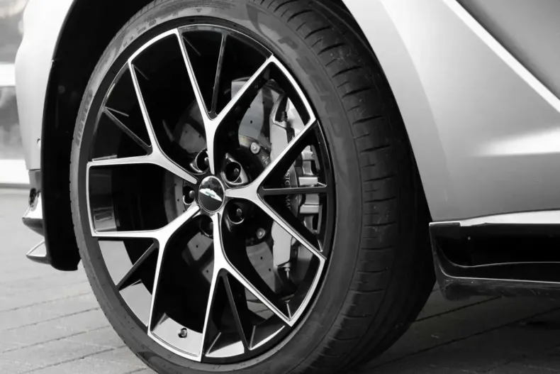 Aston Martin DBX din 2023 cu 22.700 km - oferta AST196048 - foto 18