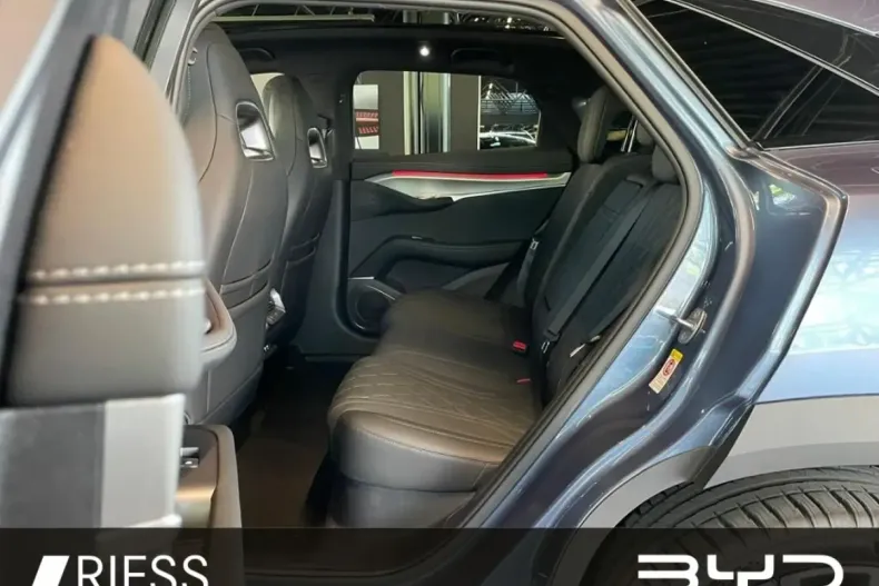 BYD Sealion 7 din 2024 cu 11.992 km - oferta BYD196052 - foto 6