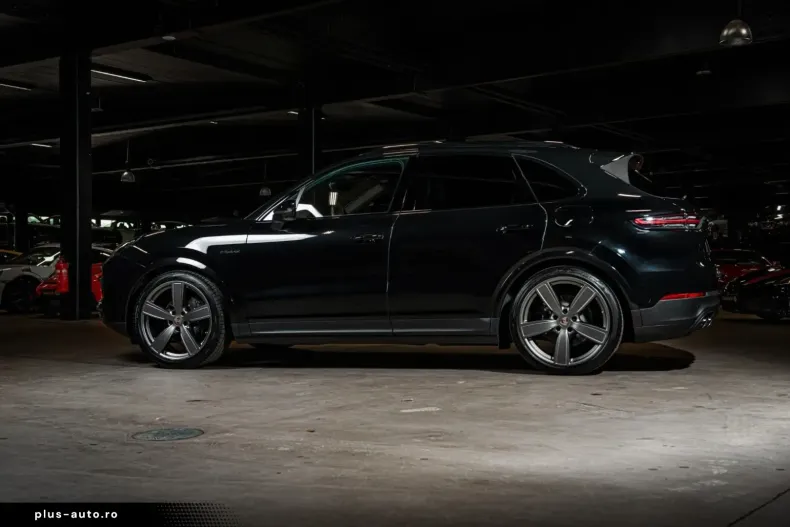 Porsche Cayenne din 2023 cu 32.240 km - oferta POR196058 - foto 3