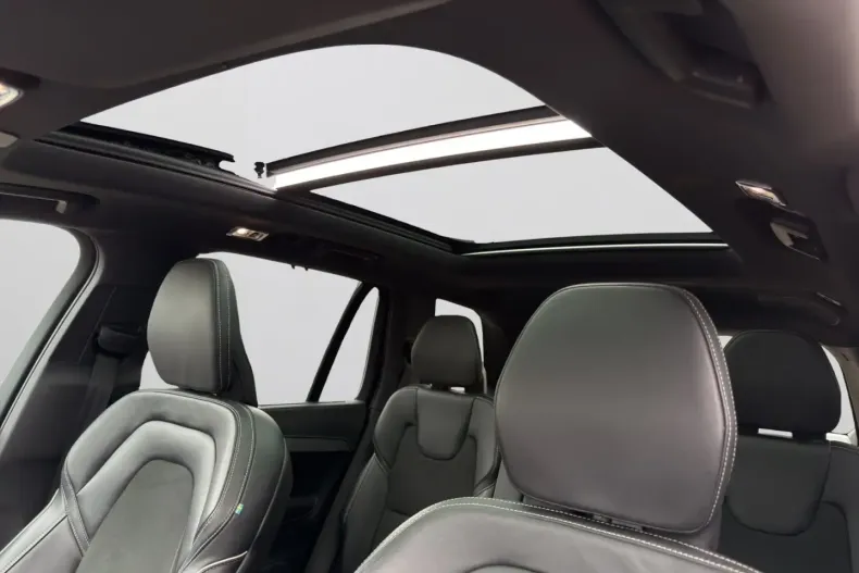 Volvo XC90 din 2021 cu 147.000 km - oferta VOL196061 - foto 30