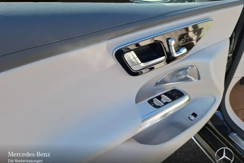 Mercedes-Benz E 200 (Clasa E) din 2024 cu 6.585 km - oferta MER196063 - foto 14