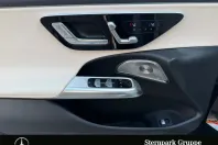 Mercedes-Benz E 300 (Clasa E) din 2024 cu 21.990 km - oferta MER196066 - foto 18