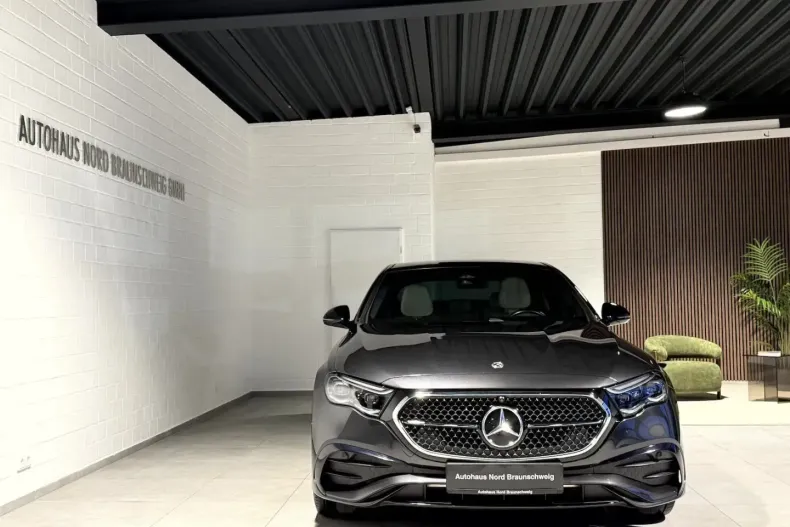 Mercedes-Benz E 300 (Clasa E) din 2024 cu 22.540 km - oferta MER196067 - foto 2