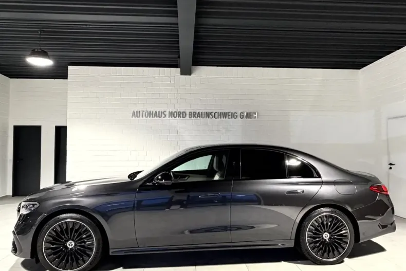 Mercedes-Benz E 300 (Clasa E) din 2024 cu 22.540 km - oferta MER196067 - foto 3