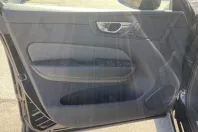 Volvo XC60 din 2022 cu 88.790 km - oferta VOL196070 - foto 8