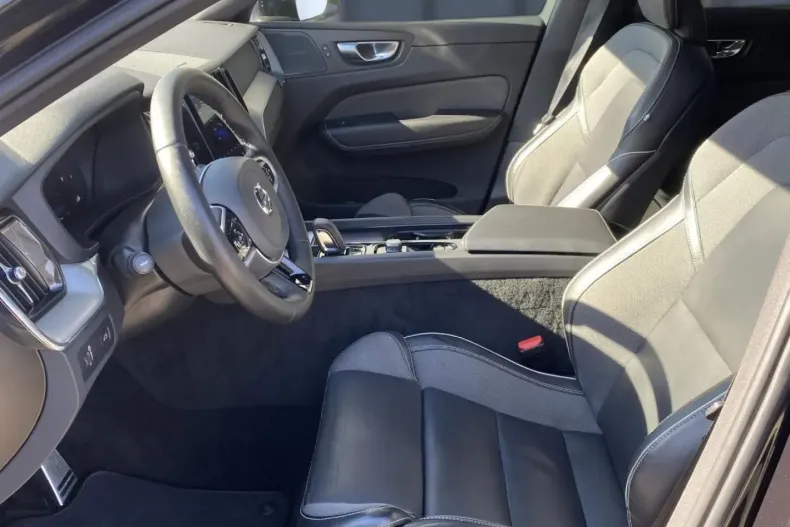 Volvo XC60 din 2022 cu 88.790 km - oferta VOL196070 - foto 9