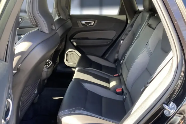 Volvo XC60 din 2022 cu 88.790 km - oferta VOL196070 - foto 15