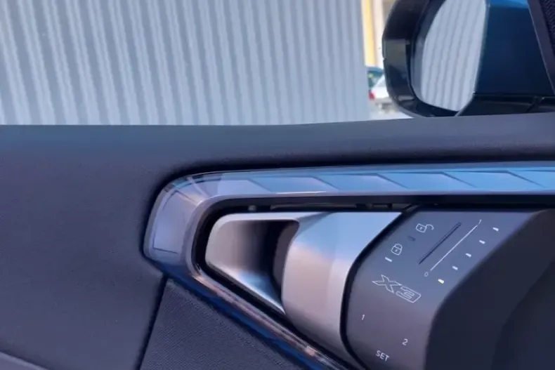 BMW X3 (Seria X) din 2026 cu 2.000 km - oferta BMW196072 - foto 15