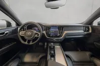 Volvo XC60 din 2022 cu 127.896 km - oferta VOL196073 - foto 13