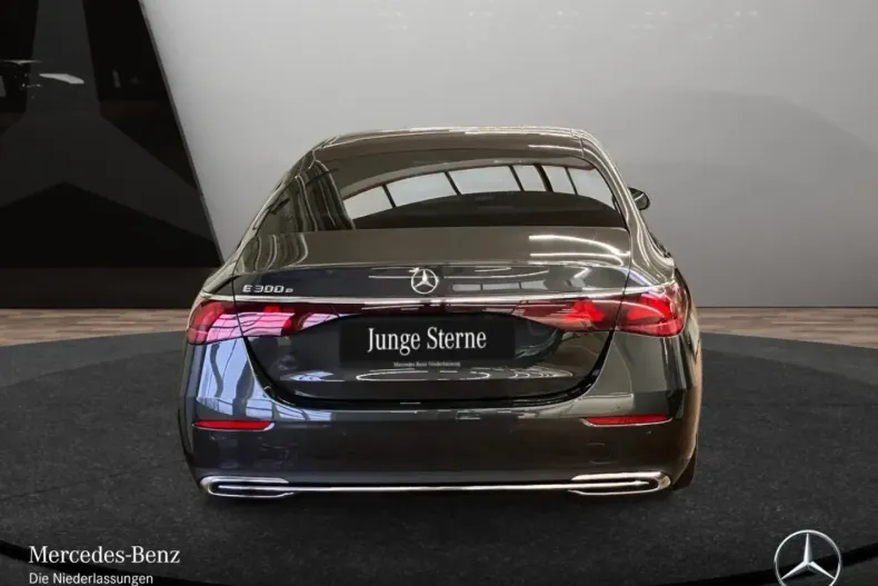 Mercedes-Benz E 300 (Clasa E) din 2025 cu 3.370 km - oferta MER196076 - foto 6